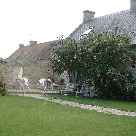 Chambres Et Tables D'Hotes A L'Auberge Touristique Meuvaines Exterior photo